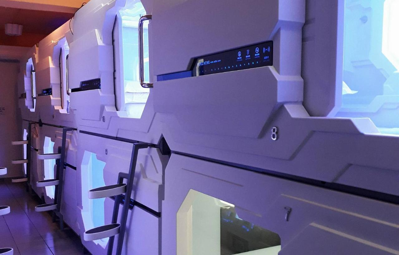 Bestow Capsule Hostel Kuala Lumpur Zewnętrze zdjęcie