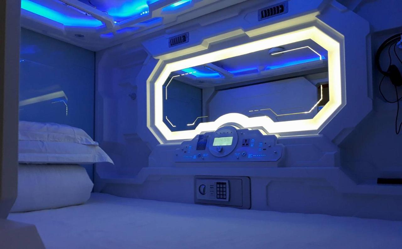 Bestow Capsule Hostel Kuala Lumpur Zewnętrze zdjęcie