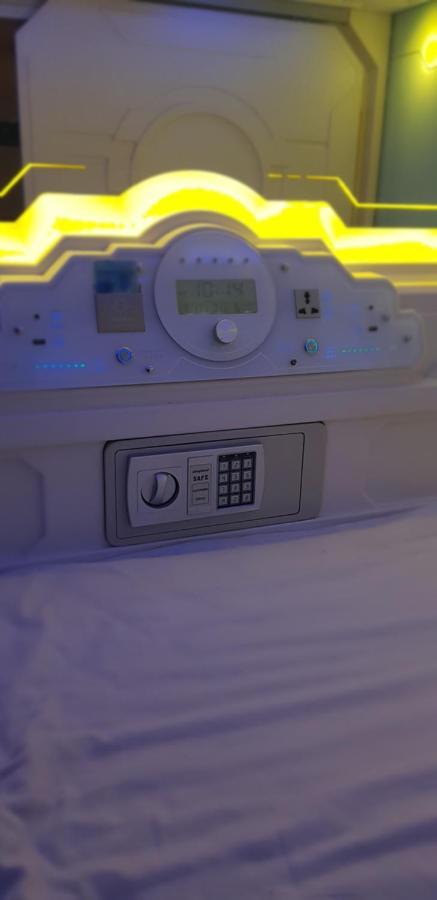 Bestow Capsule Hostel Kuala Lumpur Zewnętrze zdjęcie