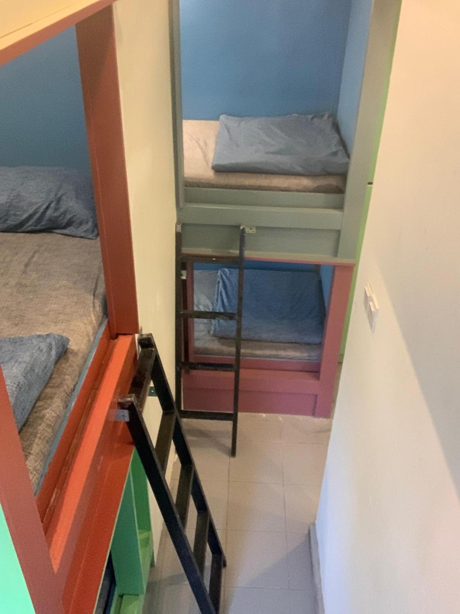 Bestow Capsule Hostel Kuala Lumpur Zewnętrze zdjęcie